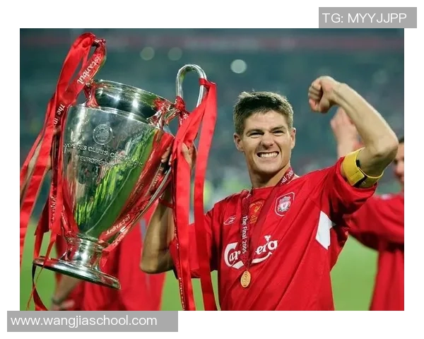 南京足球队的奋斗与荣耀：一段激动人心的突破之旅