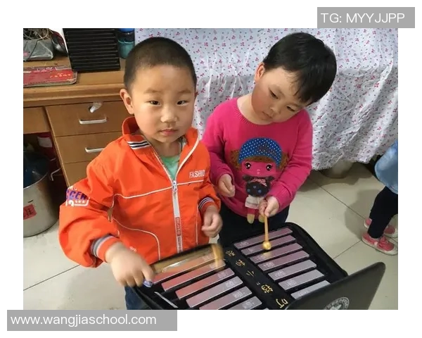 儿童画笔下的足球传奇贝利展现梦想与激情的童年世界
